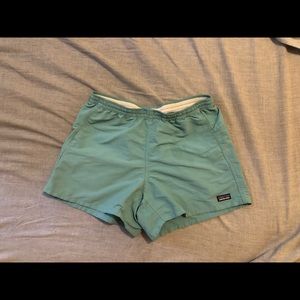 Patagonia Women’s Baggies shorts 5 inch inseam